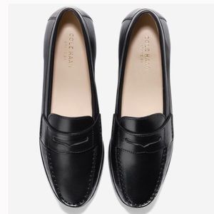 NIB COLE HAAN EMMONS BLACK SMOOTH LEATHER PINCH LOAFERS FLATS DRIVERS